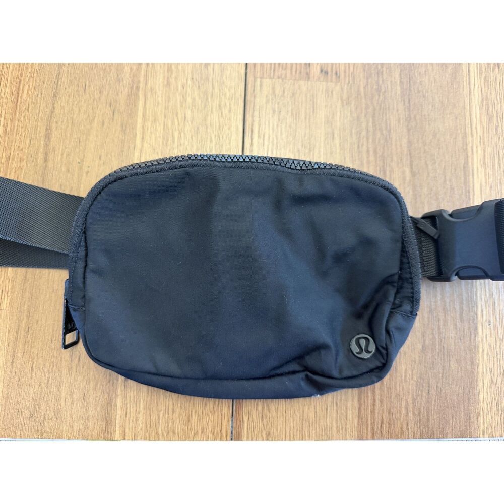 lululemon Everywhere Belt Bag 1L - Black Fanny Pack